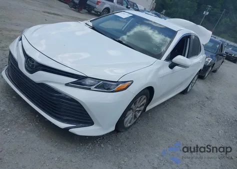 2020 Toyota Camry Le из США, поврежденный, VIN 4T1L11AK2LU972935